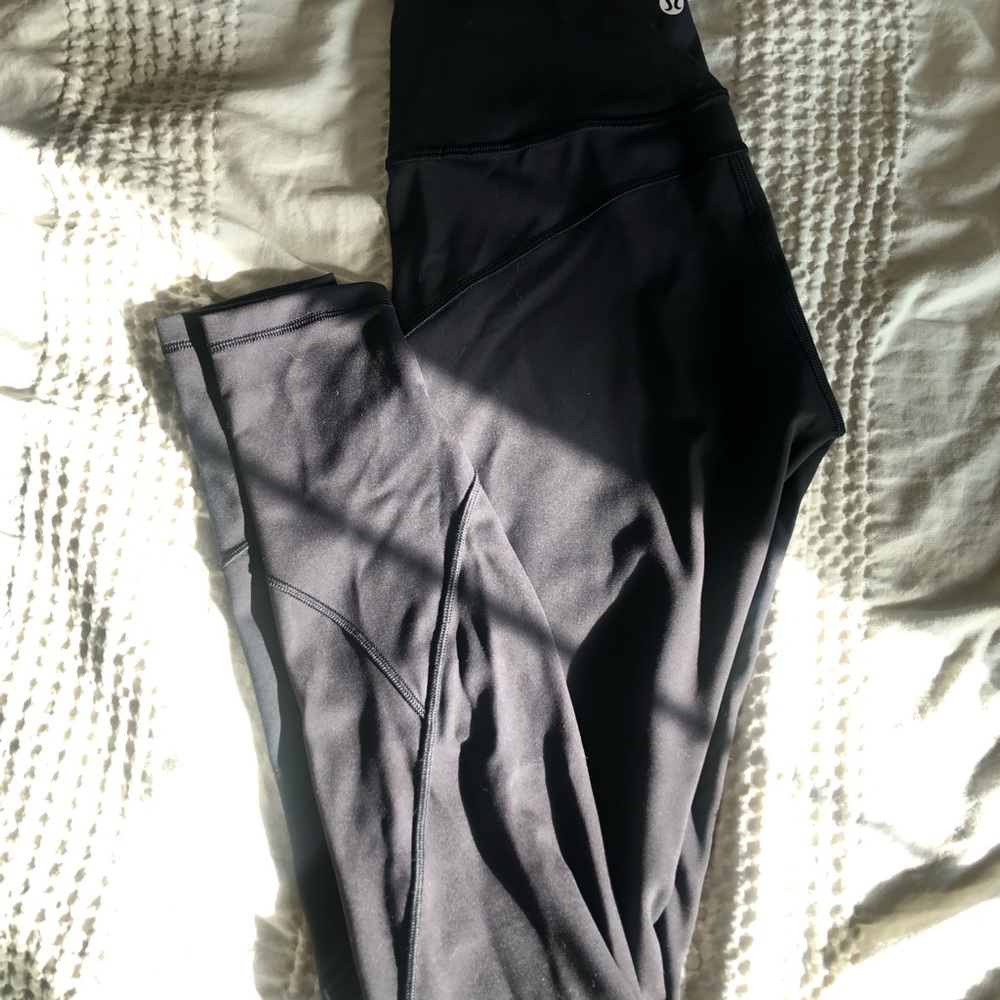 Lululemon In Movement Tight - Picture 2 of 5
